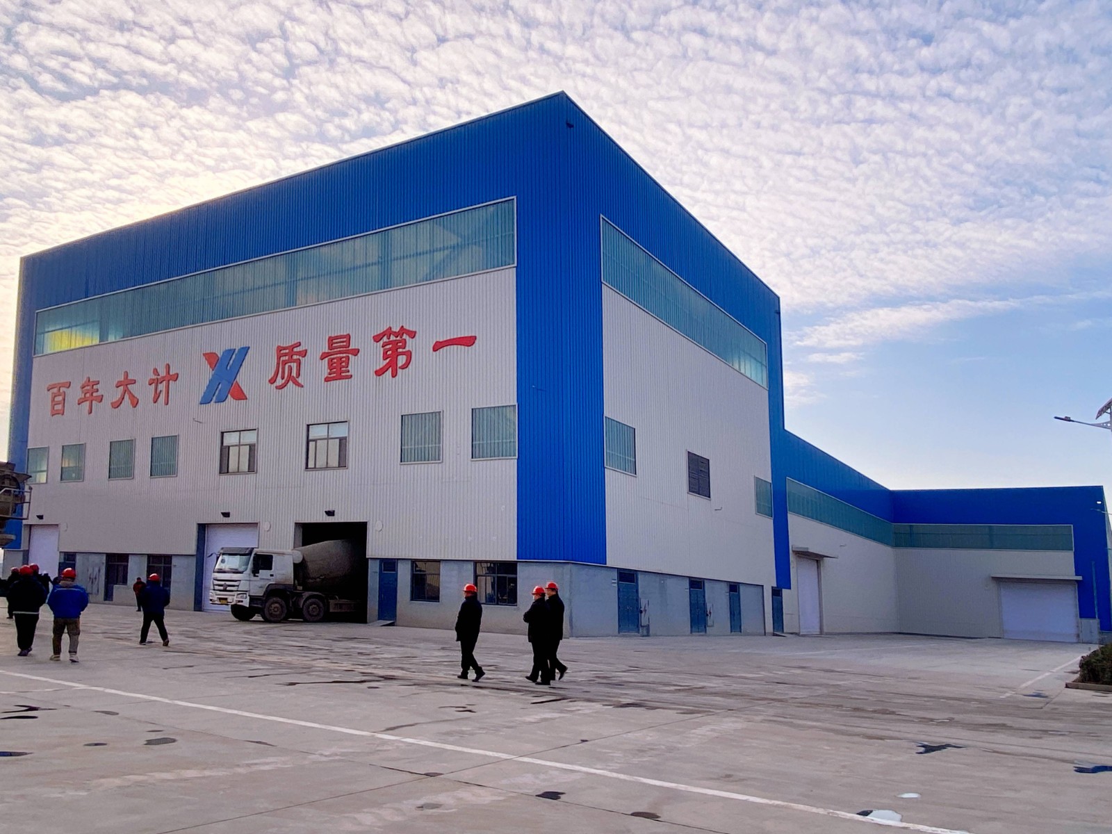 粉倉頂置式混凝土攪拌站